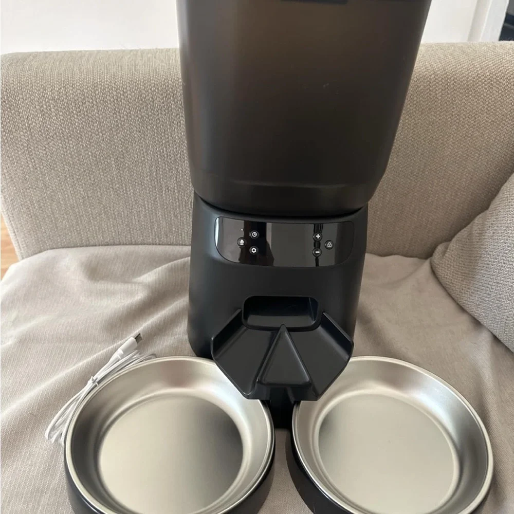 Automatic Pet Feeder with Dual Stainless Steel Bowls